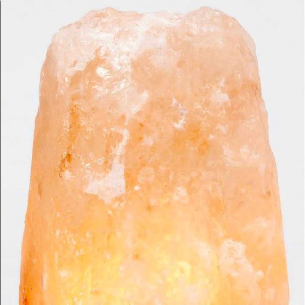 Himalayan Salt Lamp (Small) - Picture 3 of 11